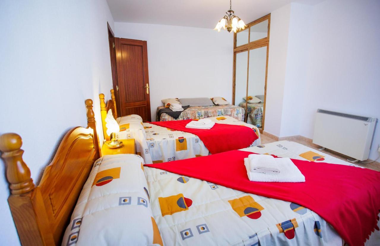 El Hogar Del Herrero Ahigal de los Aceiteros Esterno foto