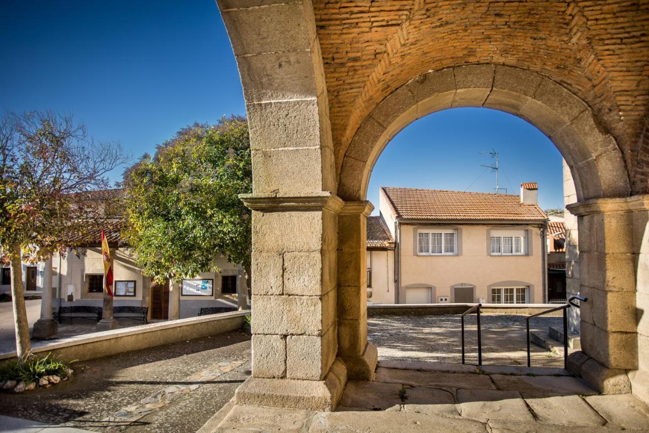 El Hogar Del Herrero Ahigal de los Aceiteros Esterno foto